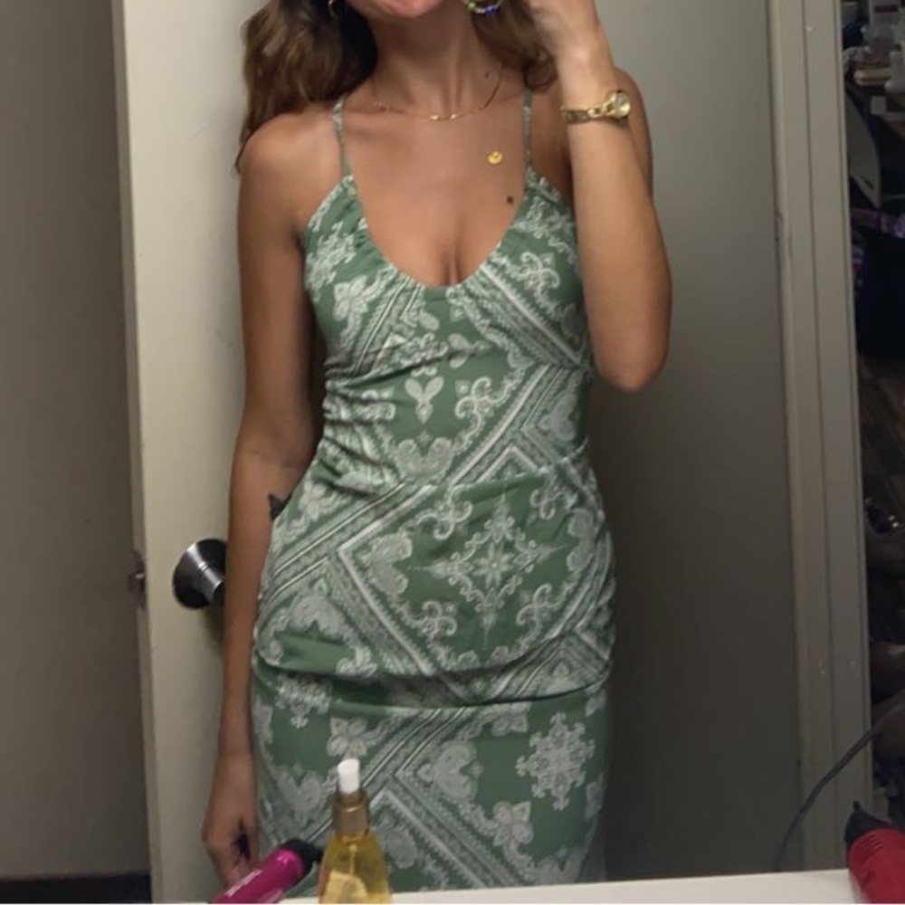 green dress!